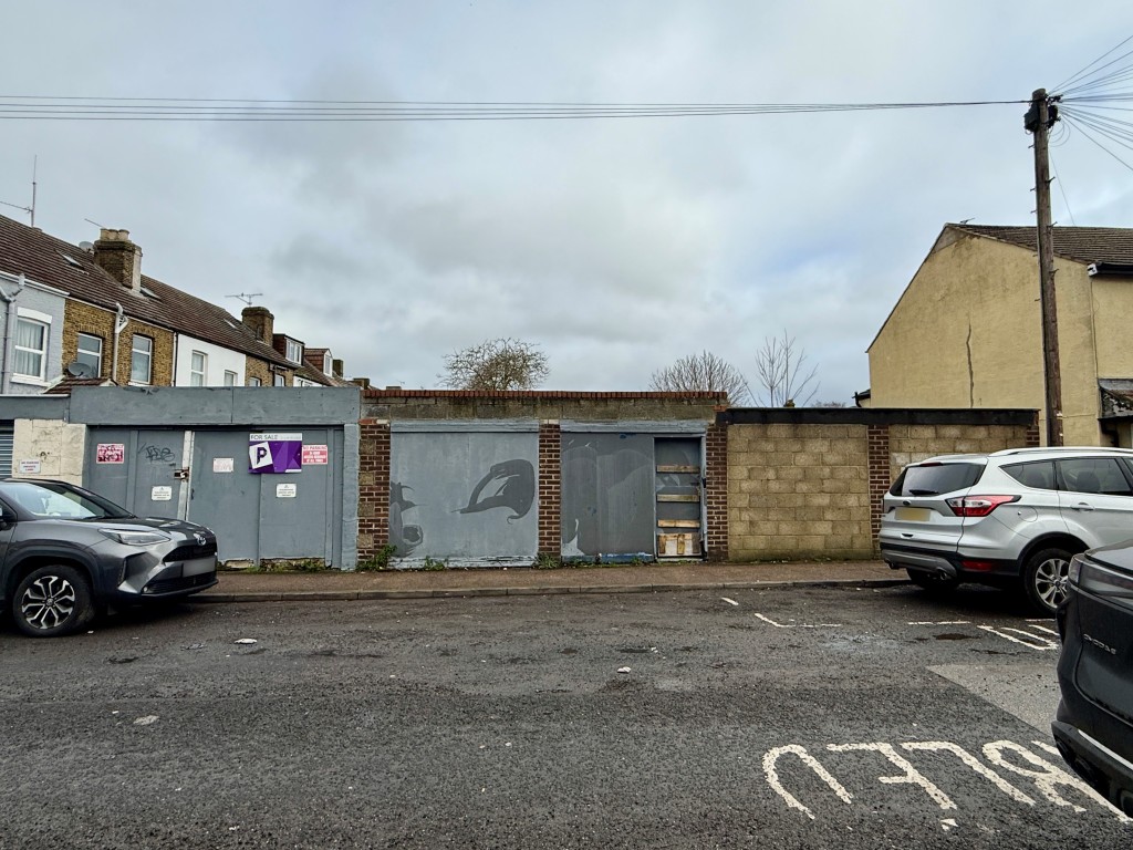 Lot: 68 - PLANNING FOR DETACHED HOUSE - View of site